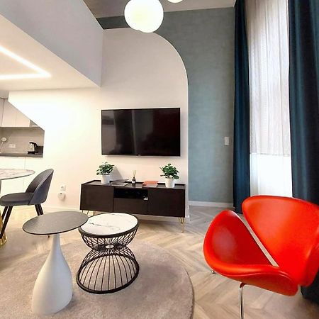 Central Gallery Apartment Debrecen Exterior photo