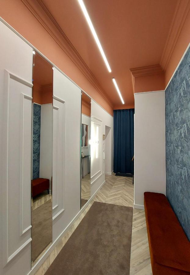 Central Gallery Apartment Debrecen Exterior photo